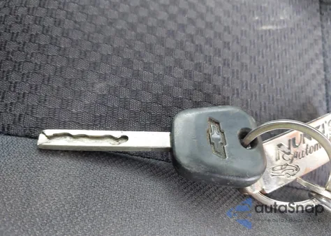 2018 Chevrolet Silverado 1500 Wt from USA, damaged, VIN 1GCNCNEC5JZ906929